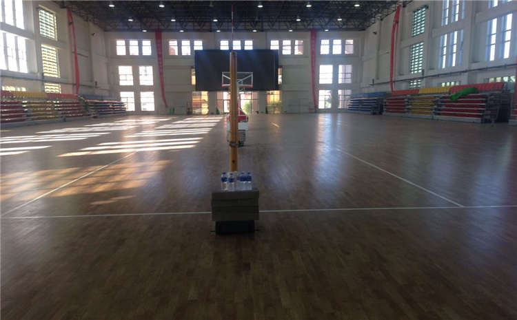 <b>籃球木地板安裝質量與安全保障</b>