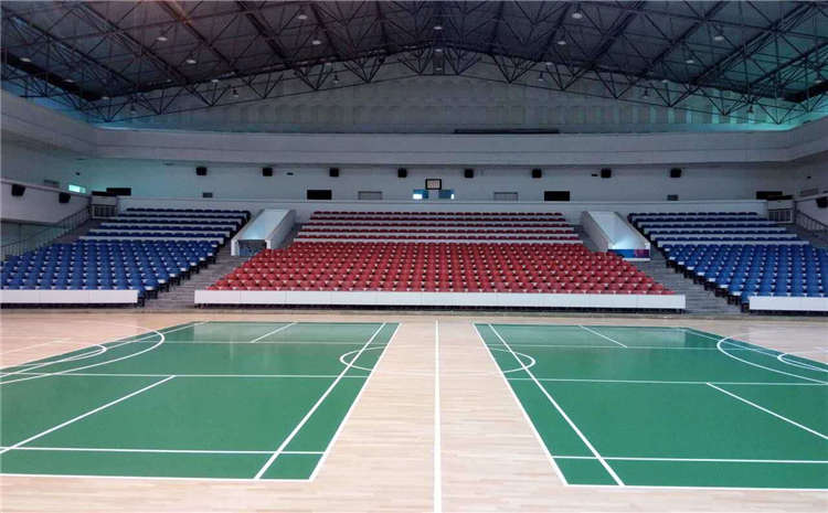 <b>體育籃球木地板價格 取決于材質與結構</b>