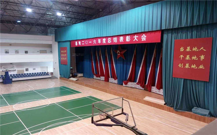 楓木籃球場實木地板怎么翻新