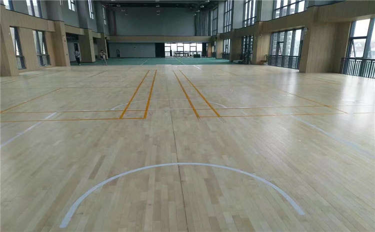 籃球館籃球木地板選購標準